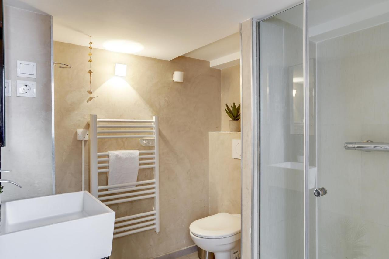 Spacious, Bright And Beautifully Decorated Flat In Heart Of Marais Short Walk To Picaso Museum Appartamento Parigi